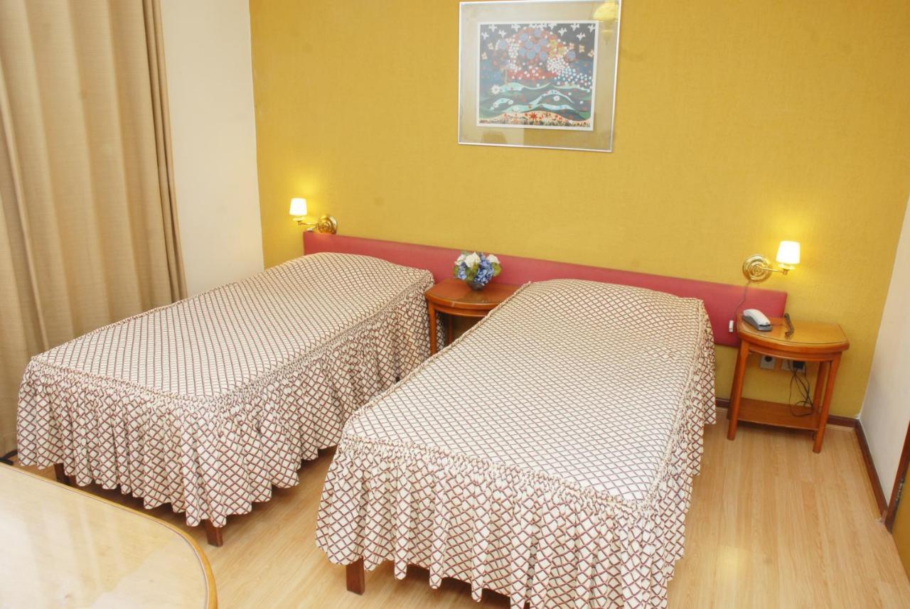 Hotel Bucsky 노바프리부르구 외부 사진