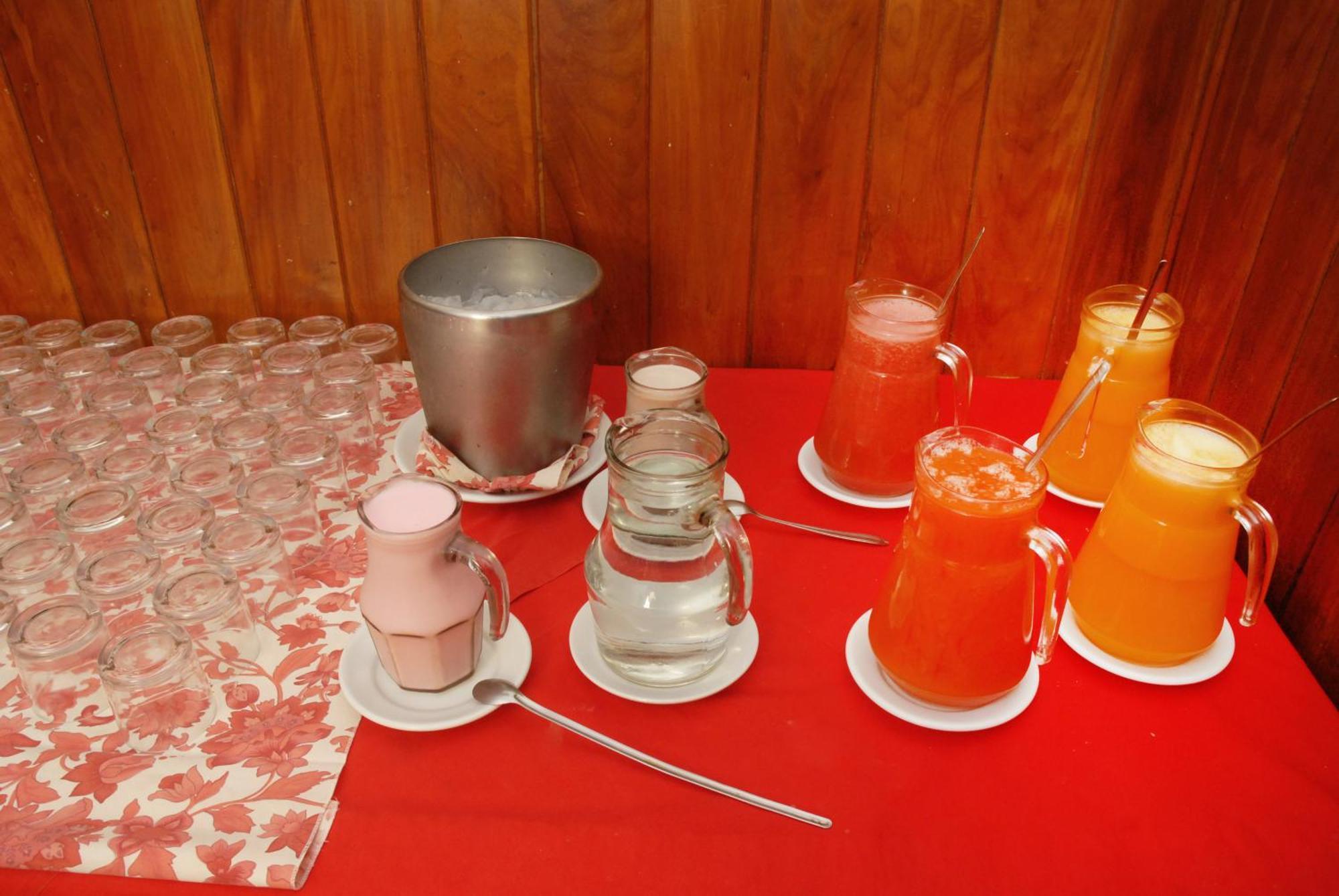 Hotel Bucsky 노바프리부르구 외부 사진