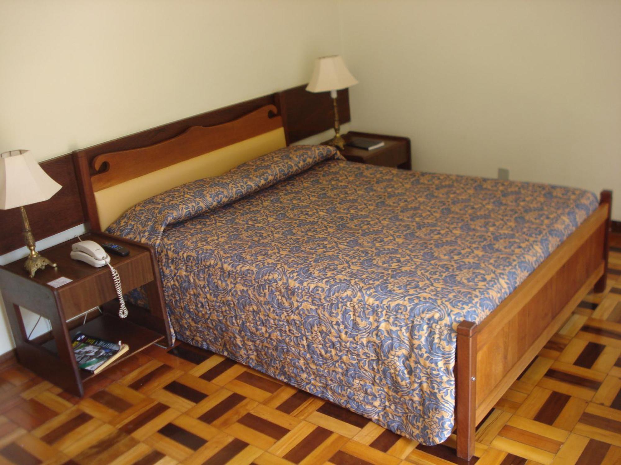 Hotel Bucsky 노바프리부르구 객실 사진